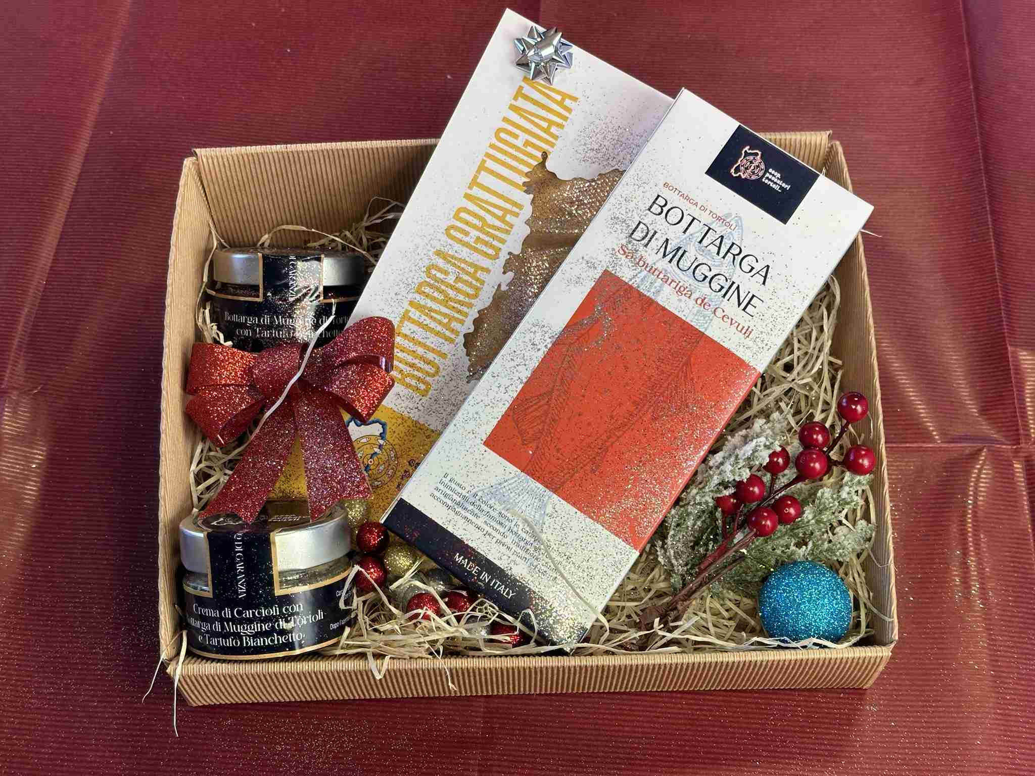 Prodotti tipici sardi premiati - Bottarga, formaggi e specialità locali